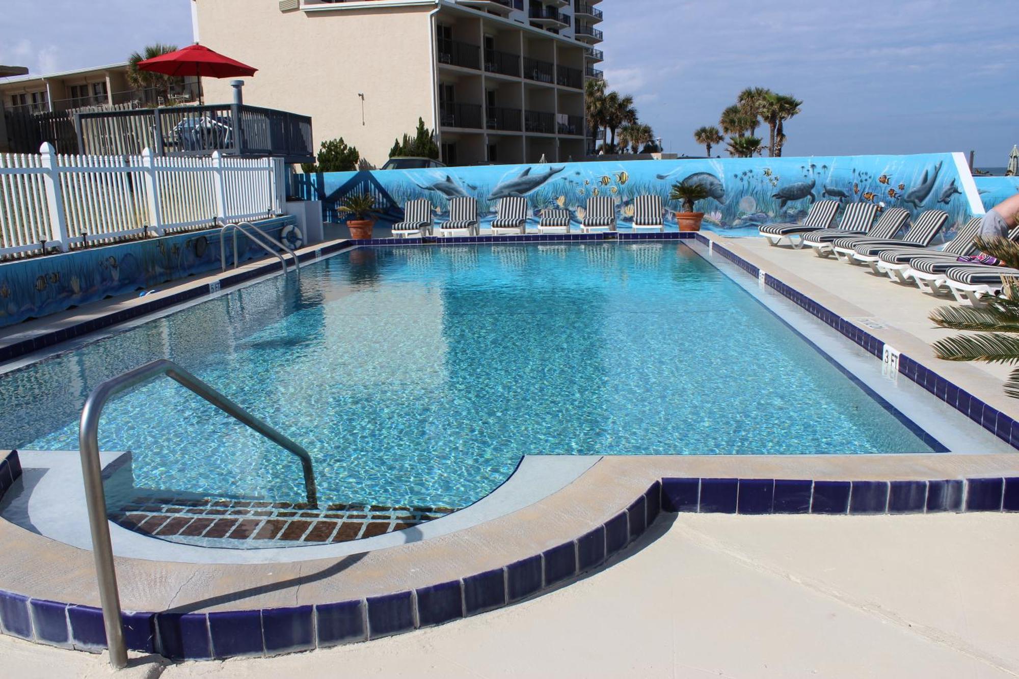 Shoreline Suites & Cabana Cottages - Beachfront Daytona Beach Exteriér fotografie