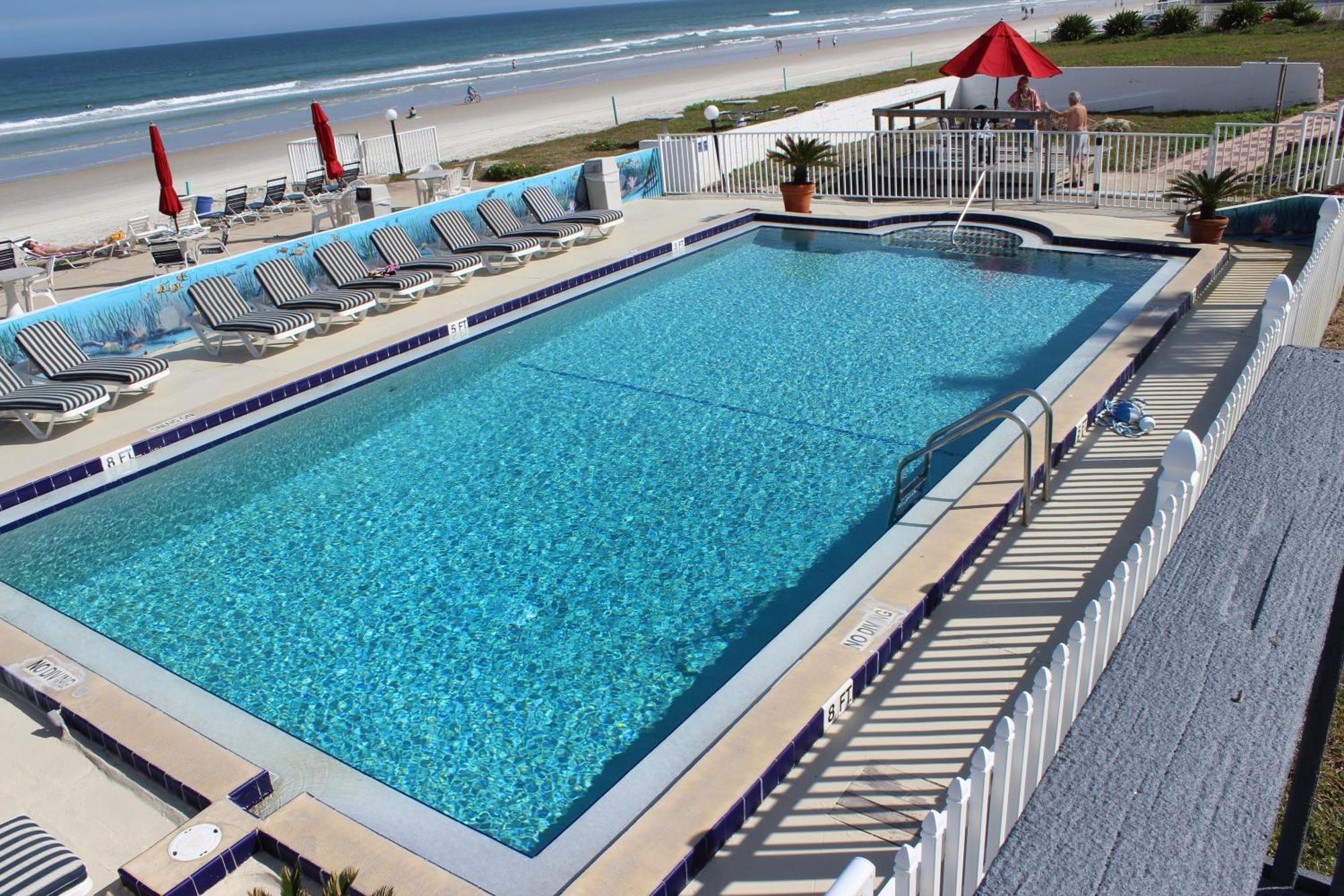 Shoreline Suites & Cabana Cottages - Beachfront Daytona Beach Exteriér fotografie
