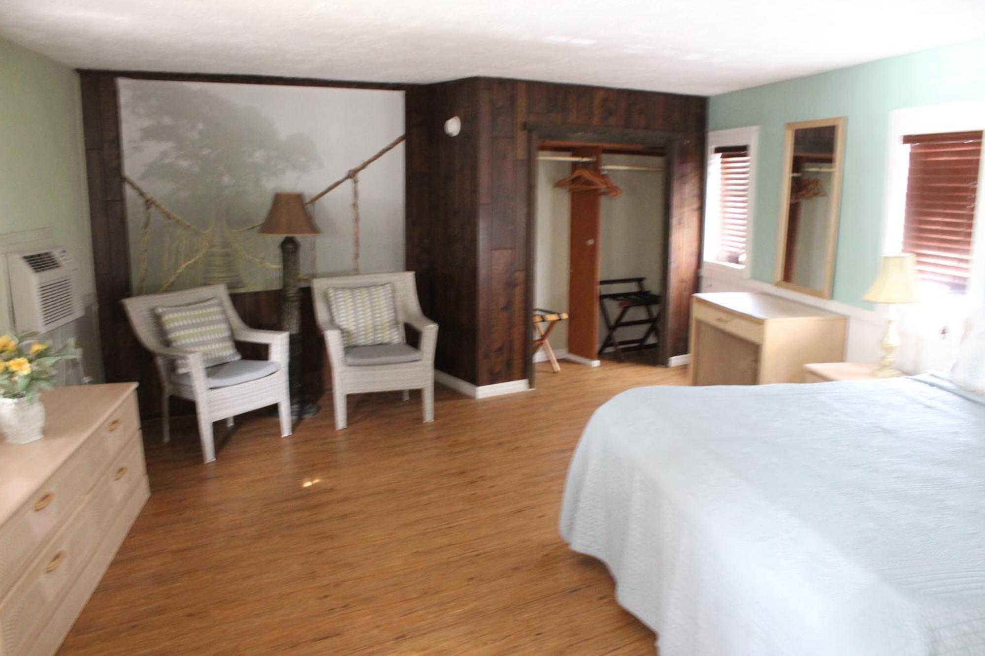 Shoreline Suites & Cabana Cottages - Beachfront Daytona Beach Pokoj fotografie