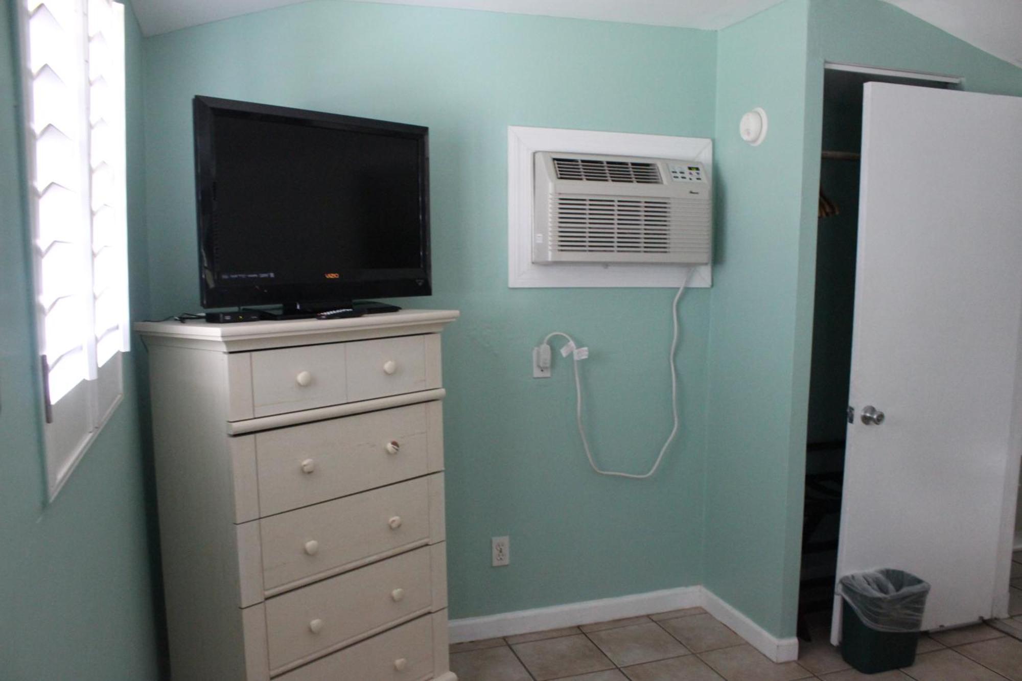 Shoreline Suites & Cabana Cottages - Beachfront Daytona Beach Pokoj fotografie