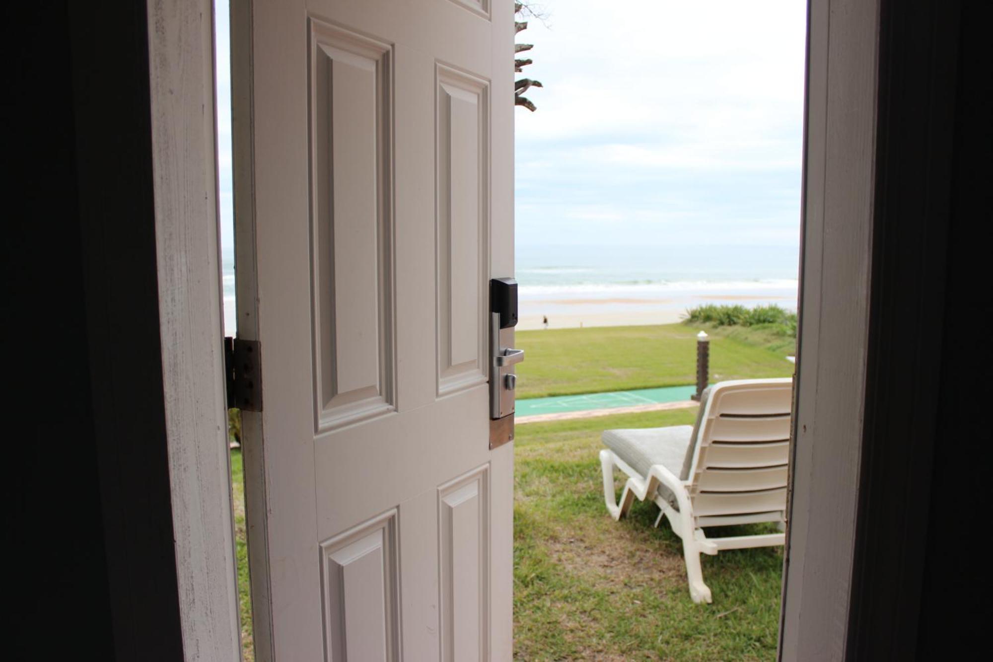 Shoreline Suites & Cabana Cottages - Beachfront Daytona Beach Pokoj fotografie