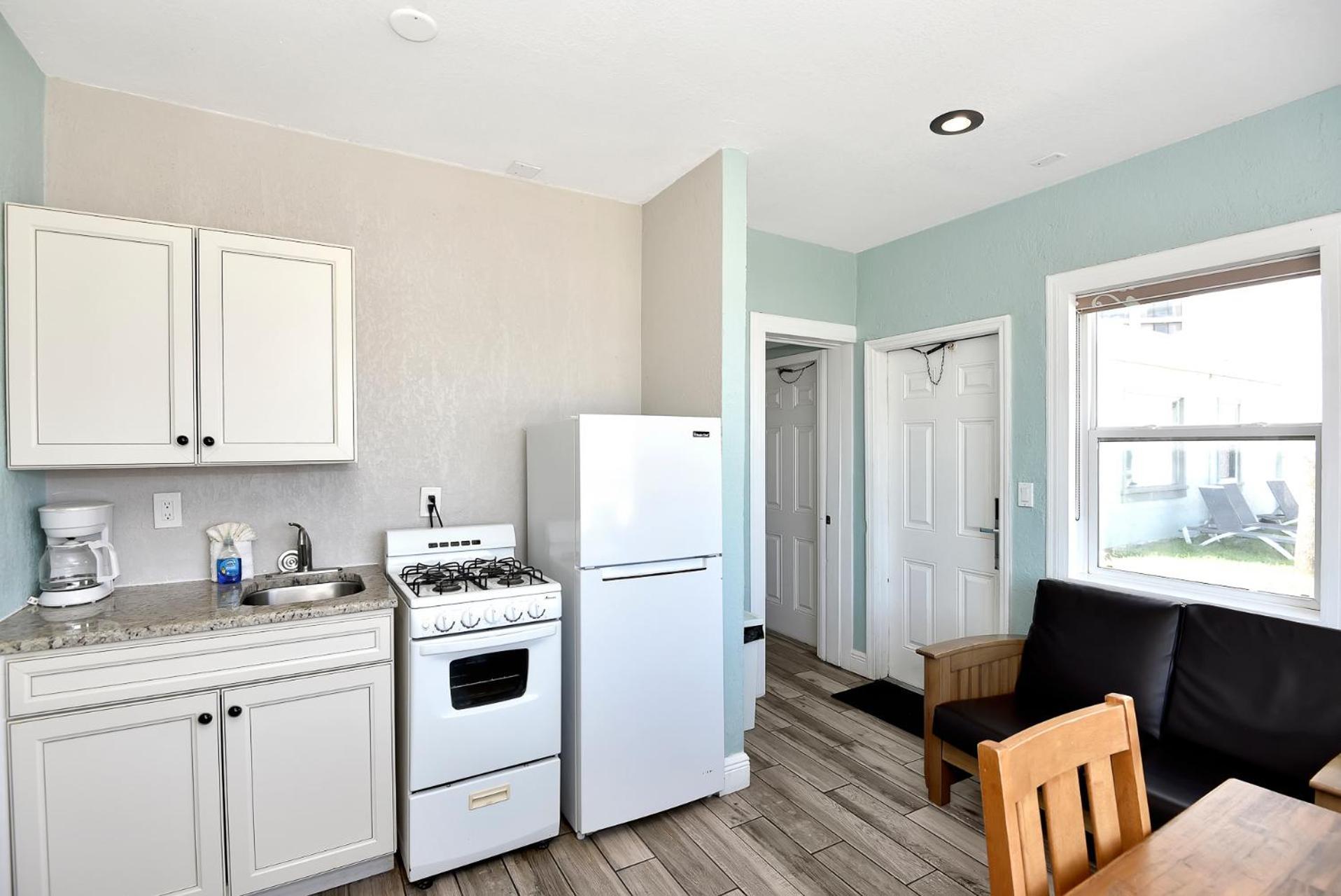 Shoreline Suites & Cabana Cottages - Beachfront Daytona Beach Exteriér fotografie
