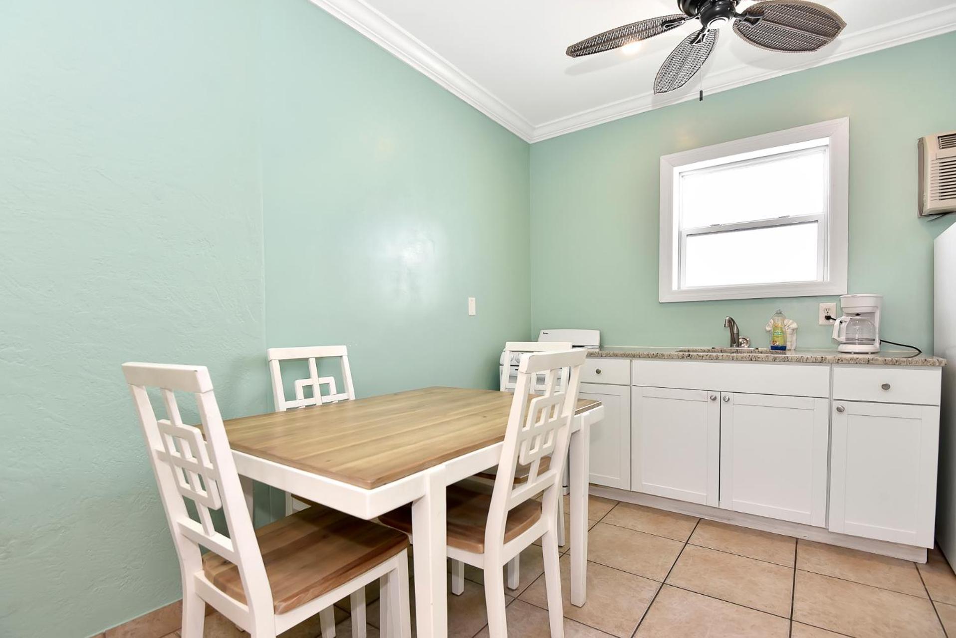 Shoreline Suites & Cabana Cottages - Beachfront Daytona Beach Exteriér fotografie